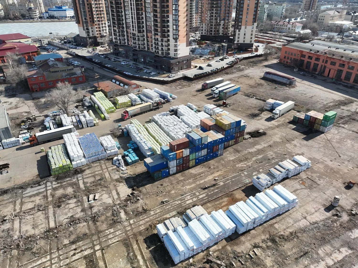 грузовые операции в марте 2023