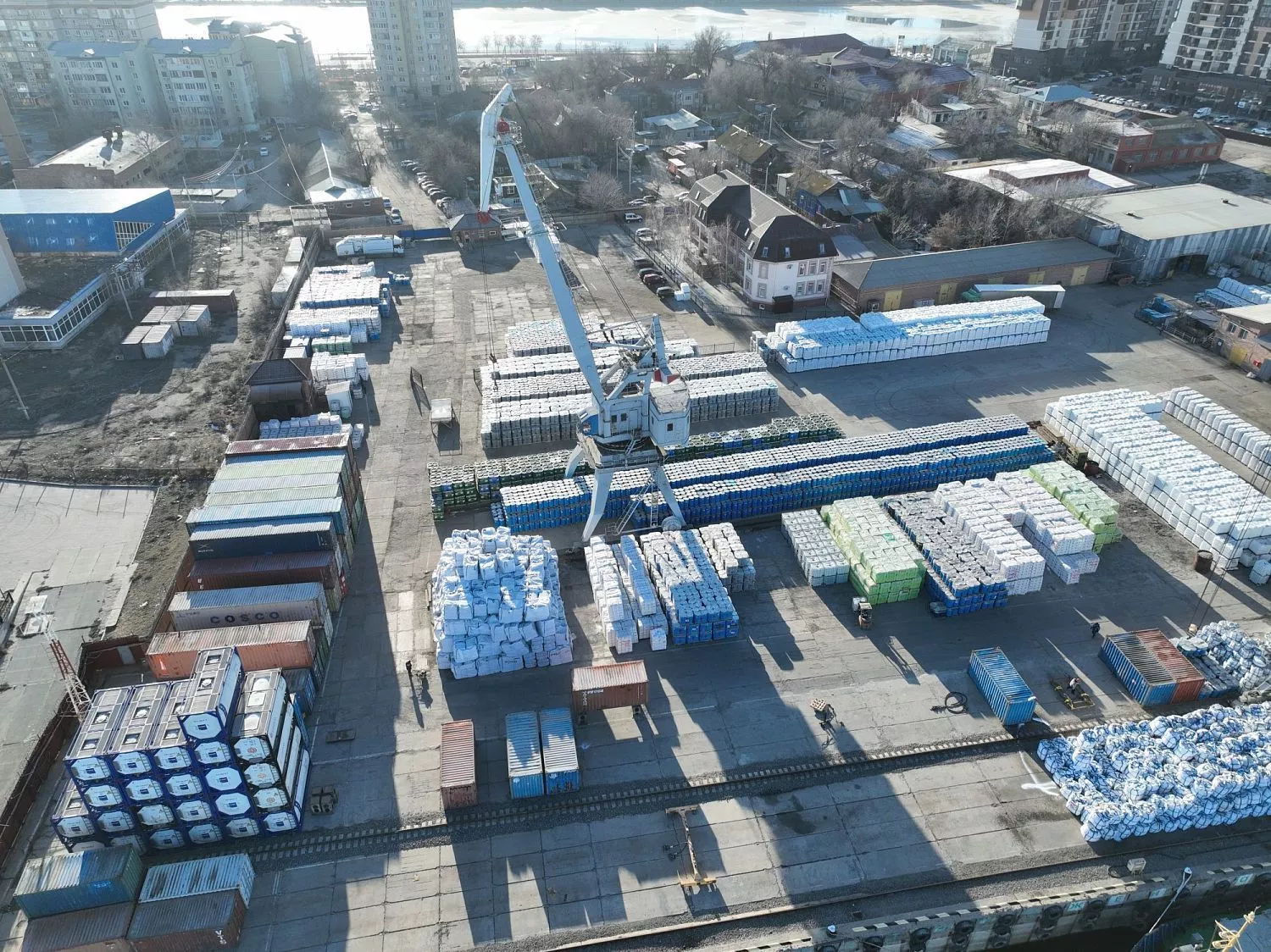 грузовые операции в феврале 2024