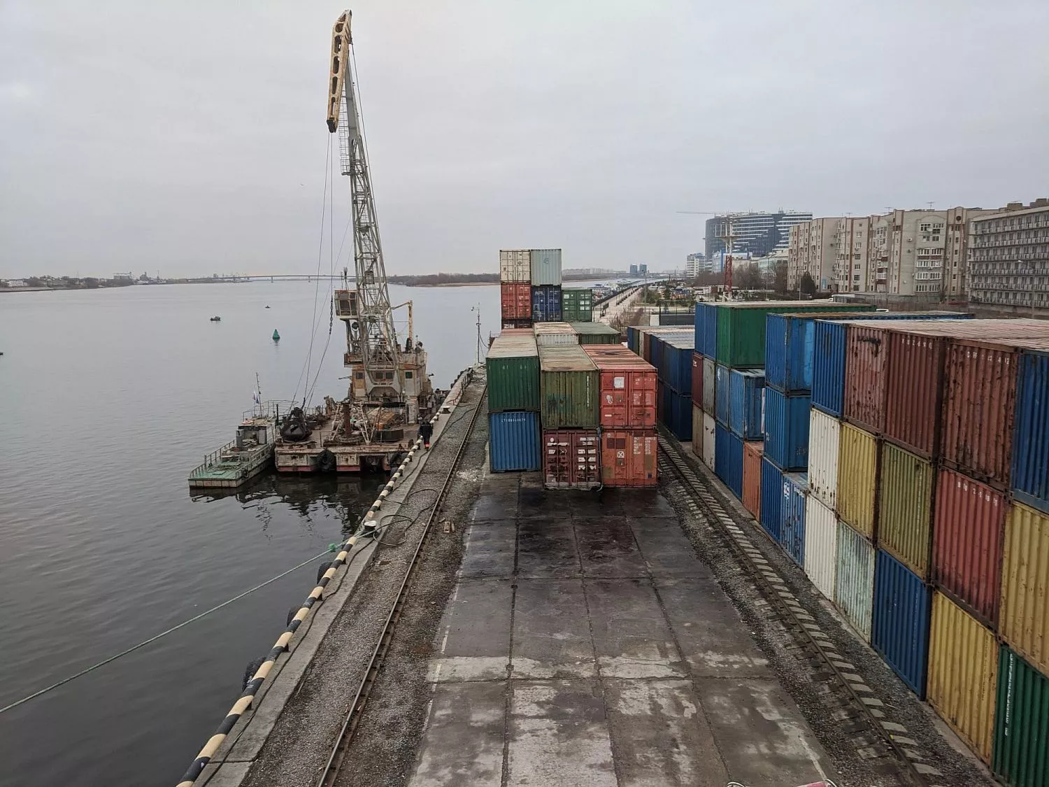 грузовые операции в декабре 2021