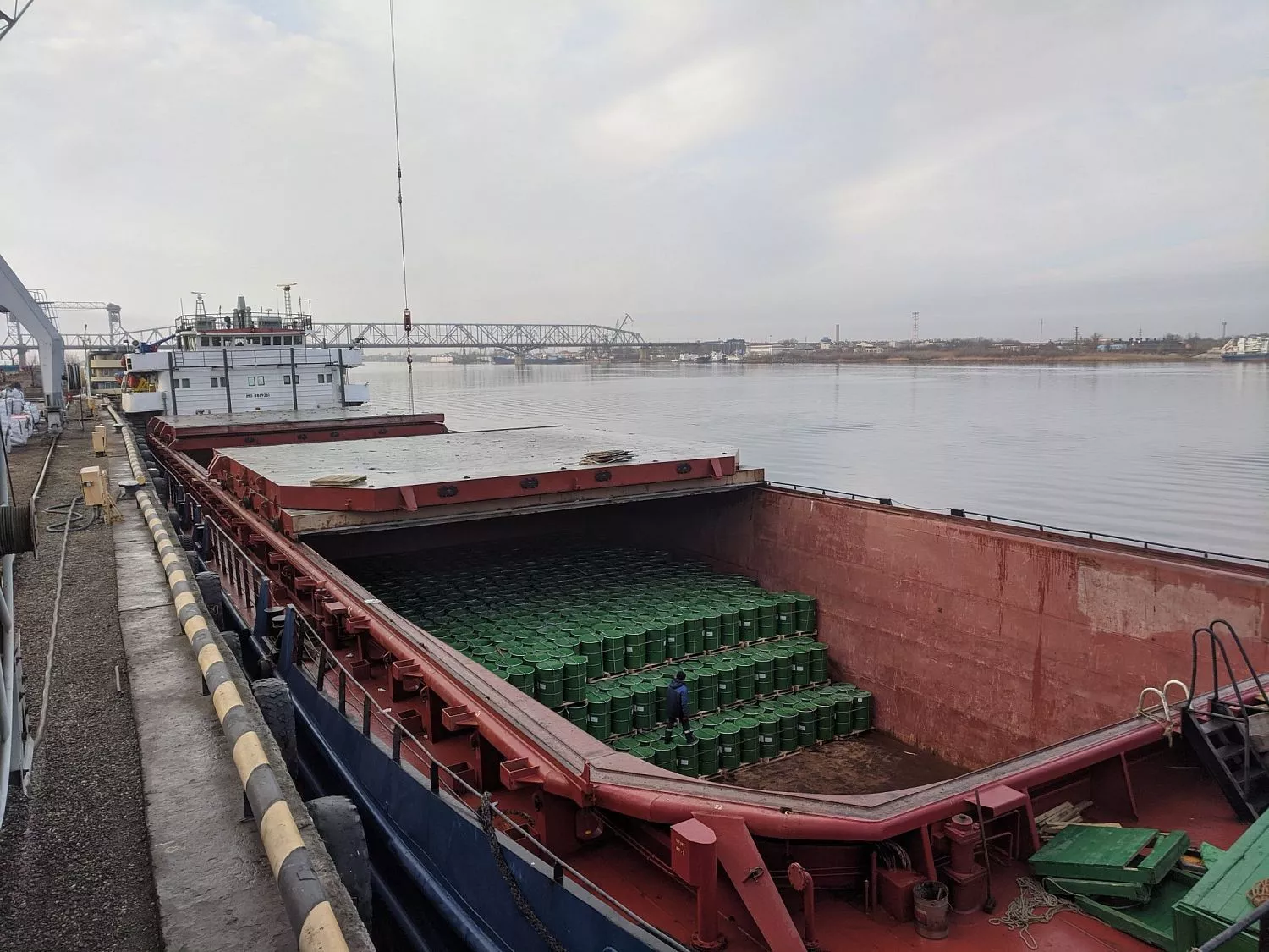 грузовые операции в декабре 2021
