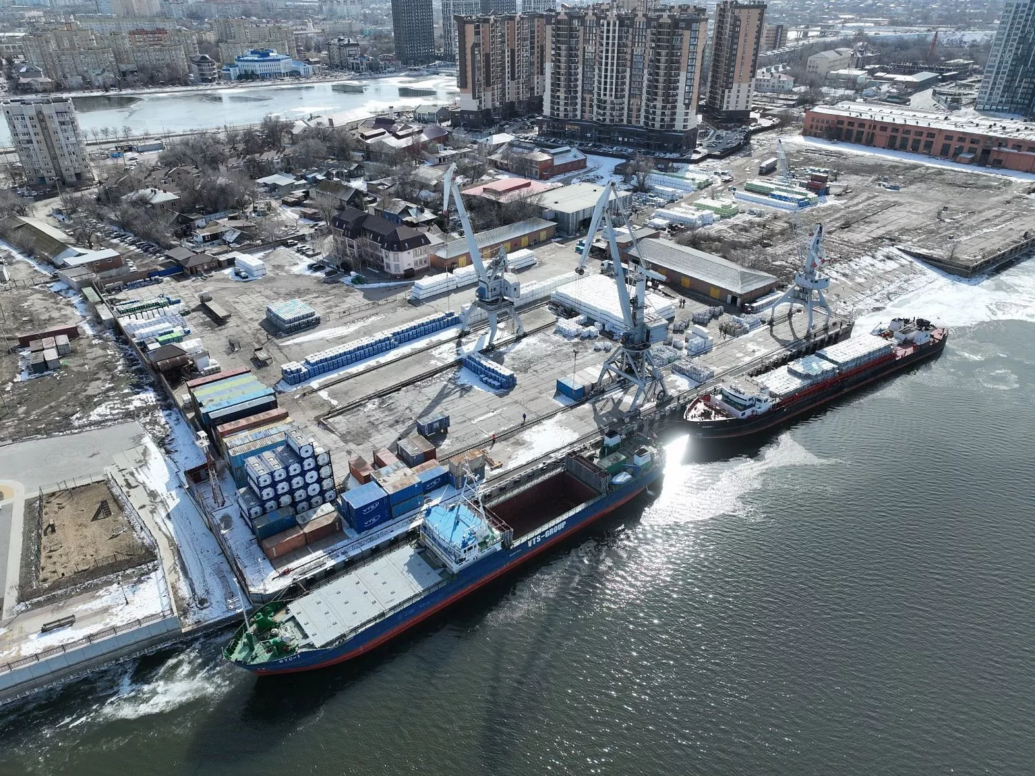 грузовые операции в феврале 2024