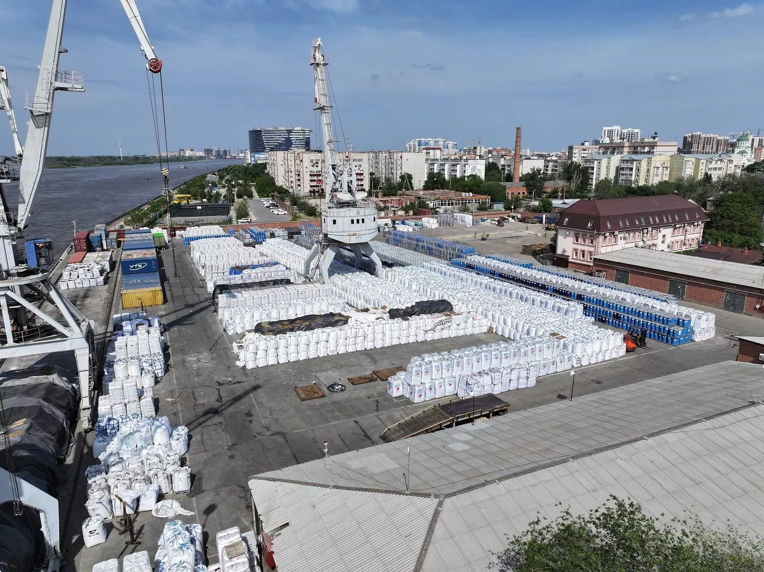 грузовые операции в мае 2026