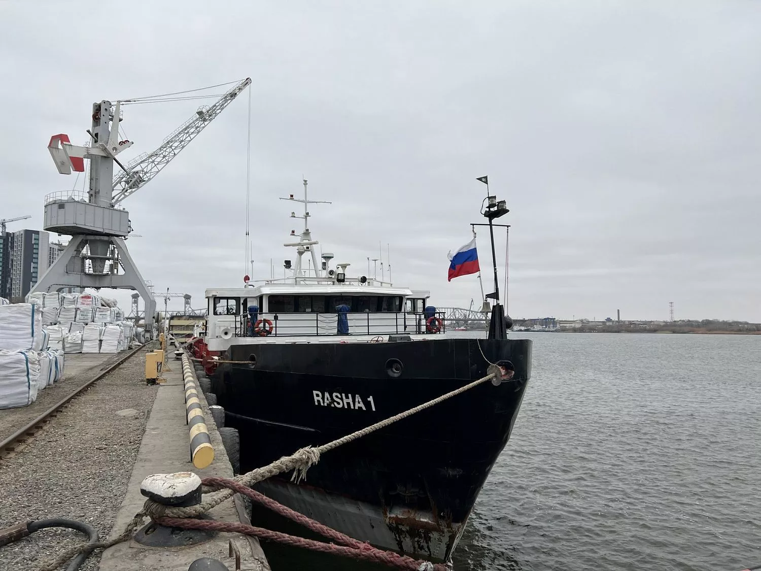 грузовые операции в марте 2022