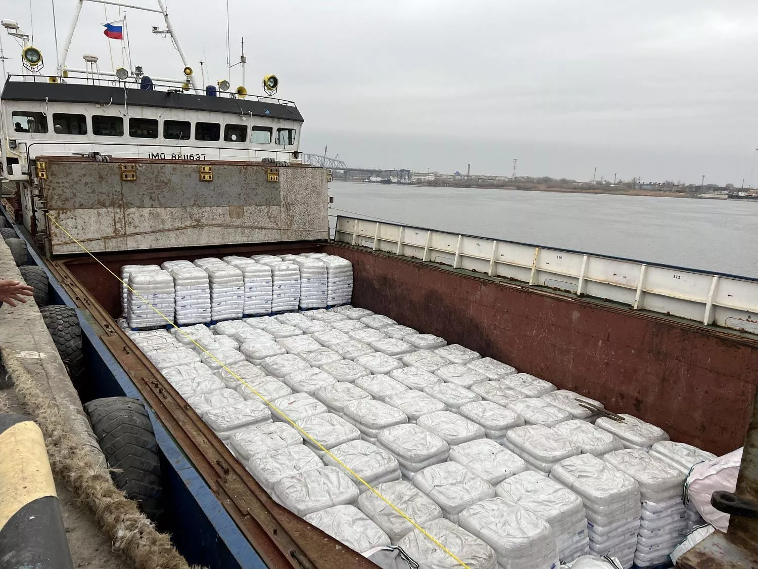 грузовые операции в марте 2022