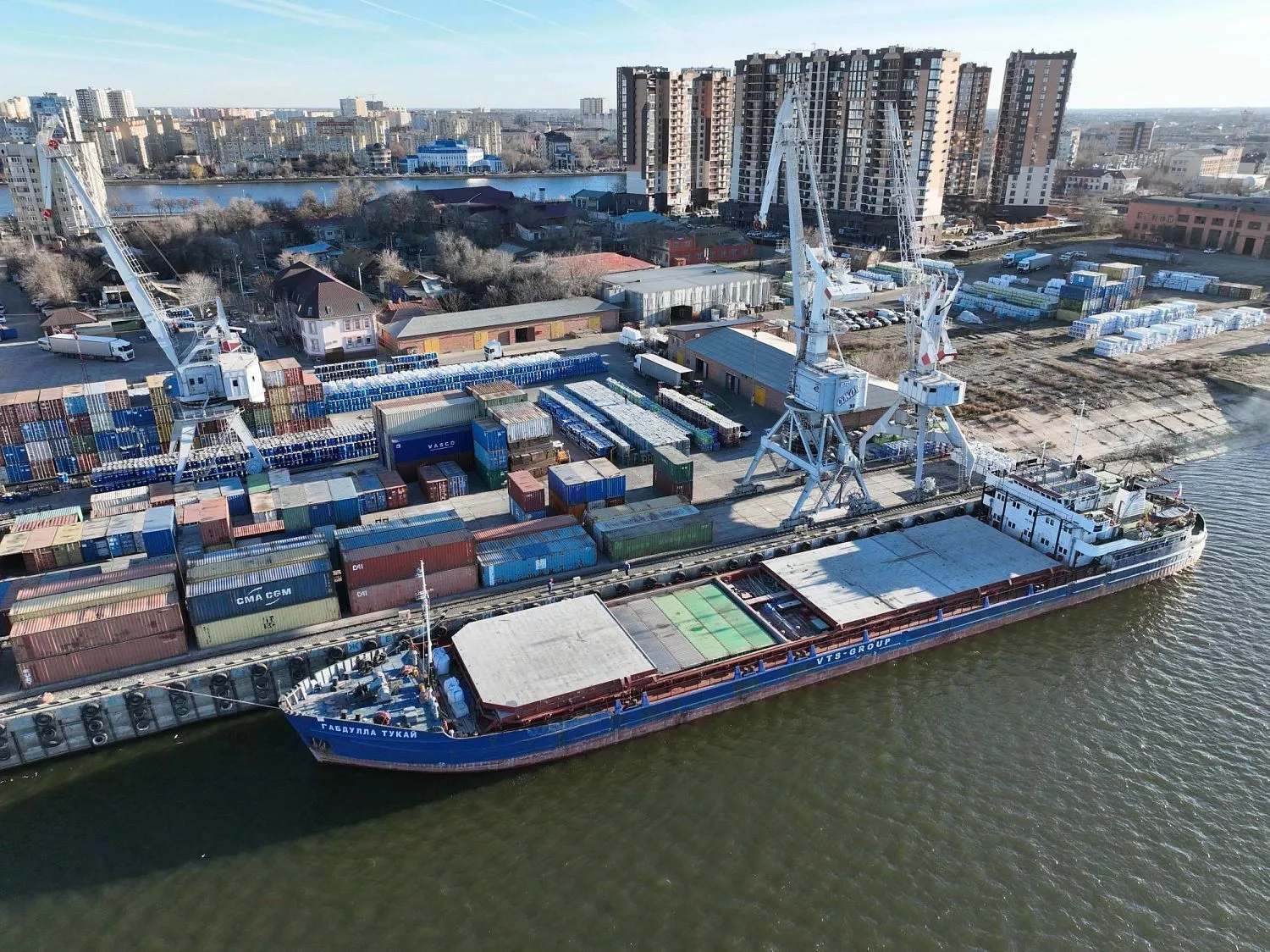 грузовые операции в декабре 2022