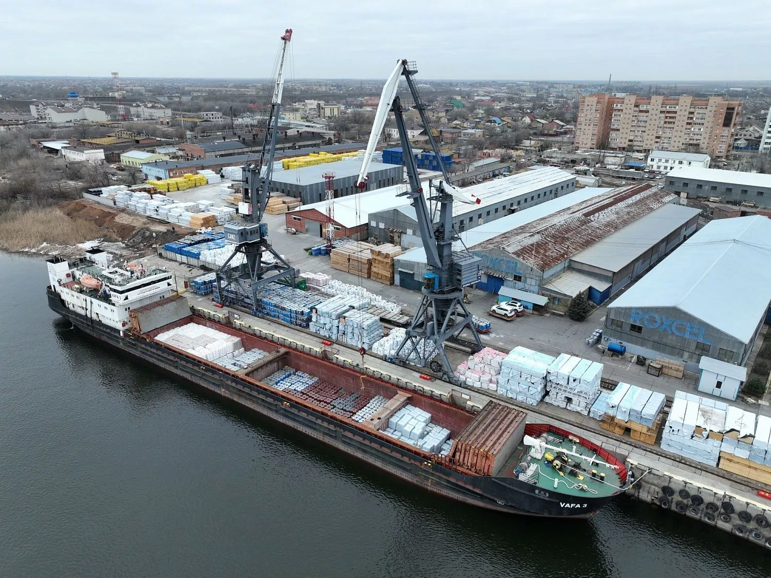 грузовые операции в марте 2023